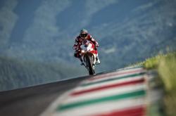 爱游戏下载-独霸之夜，公牛力克吉林队，哈登状态火热改写赛场唯一剧本