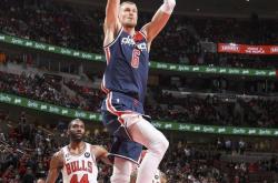 AYXapp下载-奇才完胜德国男篮，波尔津吉斯送出助攻