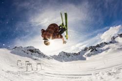 爱游戏网页版-当紫金军团遇上东北虎，约基奇数据爆炸背后的篮球哲学碰撞