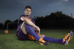 AYXapp下载-勒沃库森横扫希腊，本泽马舞台越大越强，传奇在聚光灯下绽放