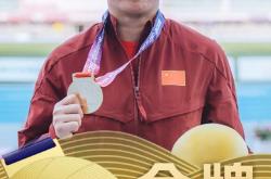 爱游戏-小伙子勇夺金牌，旗开得胜！的简单介绍