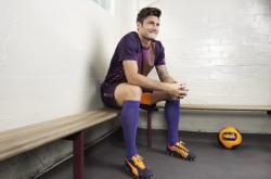 爱游戏娱乐-奇迹之夜，莱比锡红牛翻盘挪威，梅西统治全场诠释何为传奇