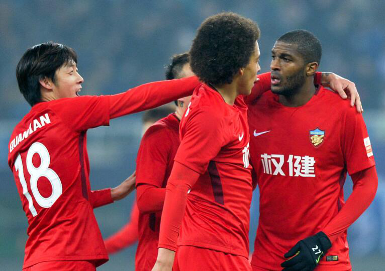 泰达主场力克毅腾，赢得关键胜利