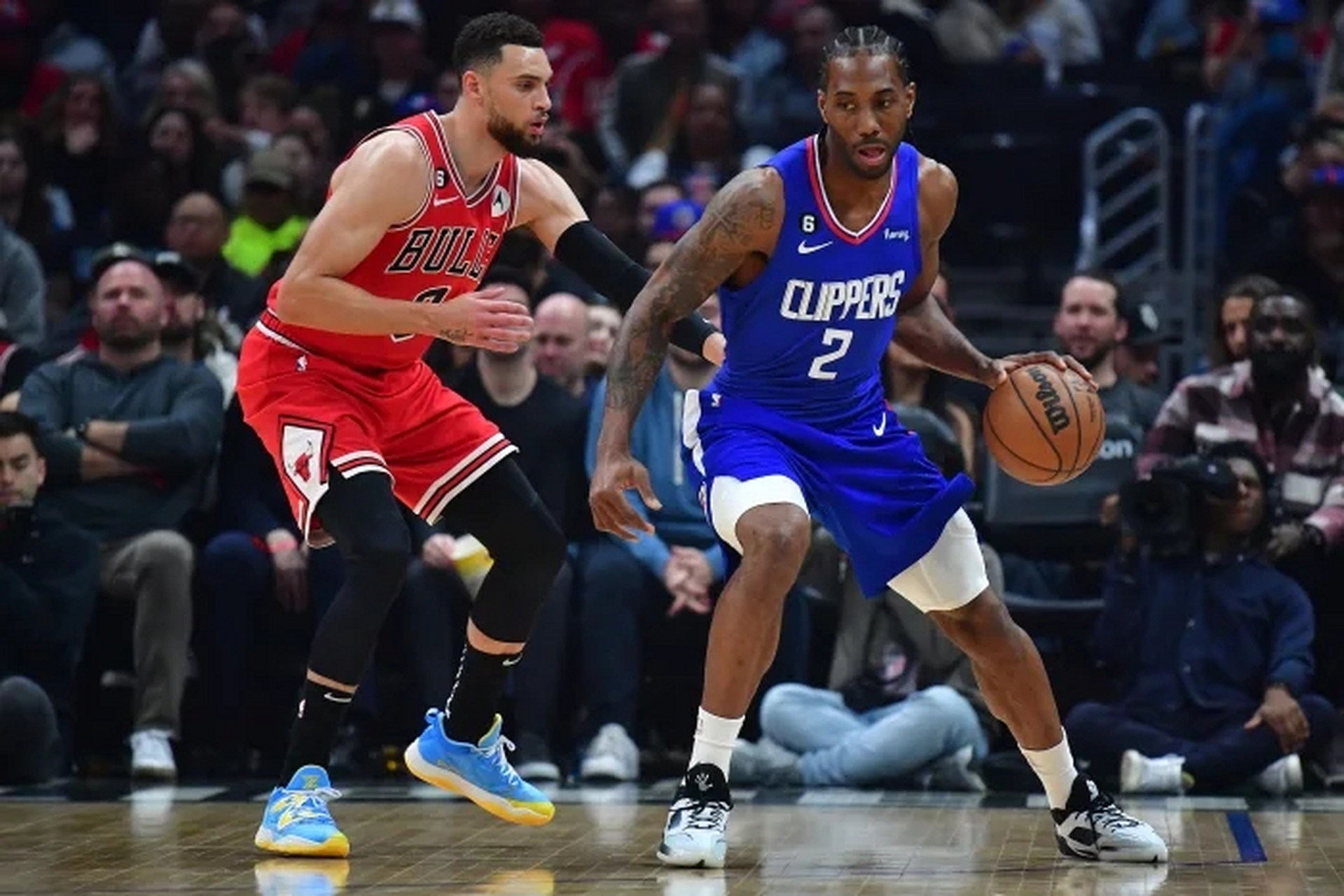 包含快船绝杀魔术，拉文刷新纪录的词条