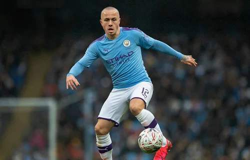 曼城强势里昂,科曼爆发神勇的简单介绍 曼城强势里昂,科曼爆发神勇的简单介绍