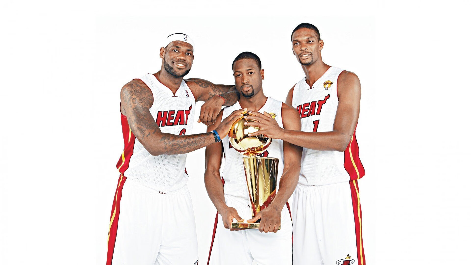 跨越东西的统治力，从霍勒迪欧冠称王到辽宁斩落太阳的竞技哲学